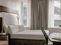 Hotel thumbnail 3
