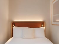 معاينة الفندق 8