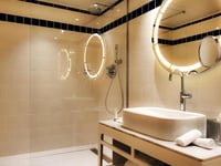 Hotel-miniature 10