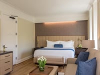 Hotel thumbnail 16