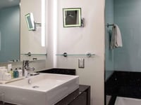 Vignette de l'hôtel 13