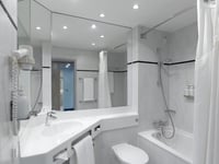 معاينة الفندق 8