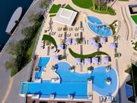 Hotel thumbnail 2
