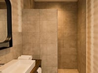 Hotel thumbnail 16