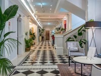 معاينة الفندق 7