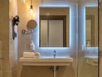 Hotel thumbnail 16