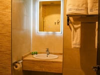 Hotel thumbnail 11