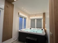 Hotel thumbnail 2