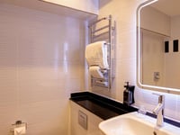 Hotel thumbnail 10