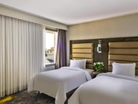 ホテルサムネイル9