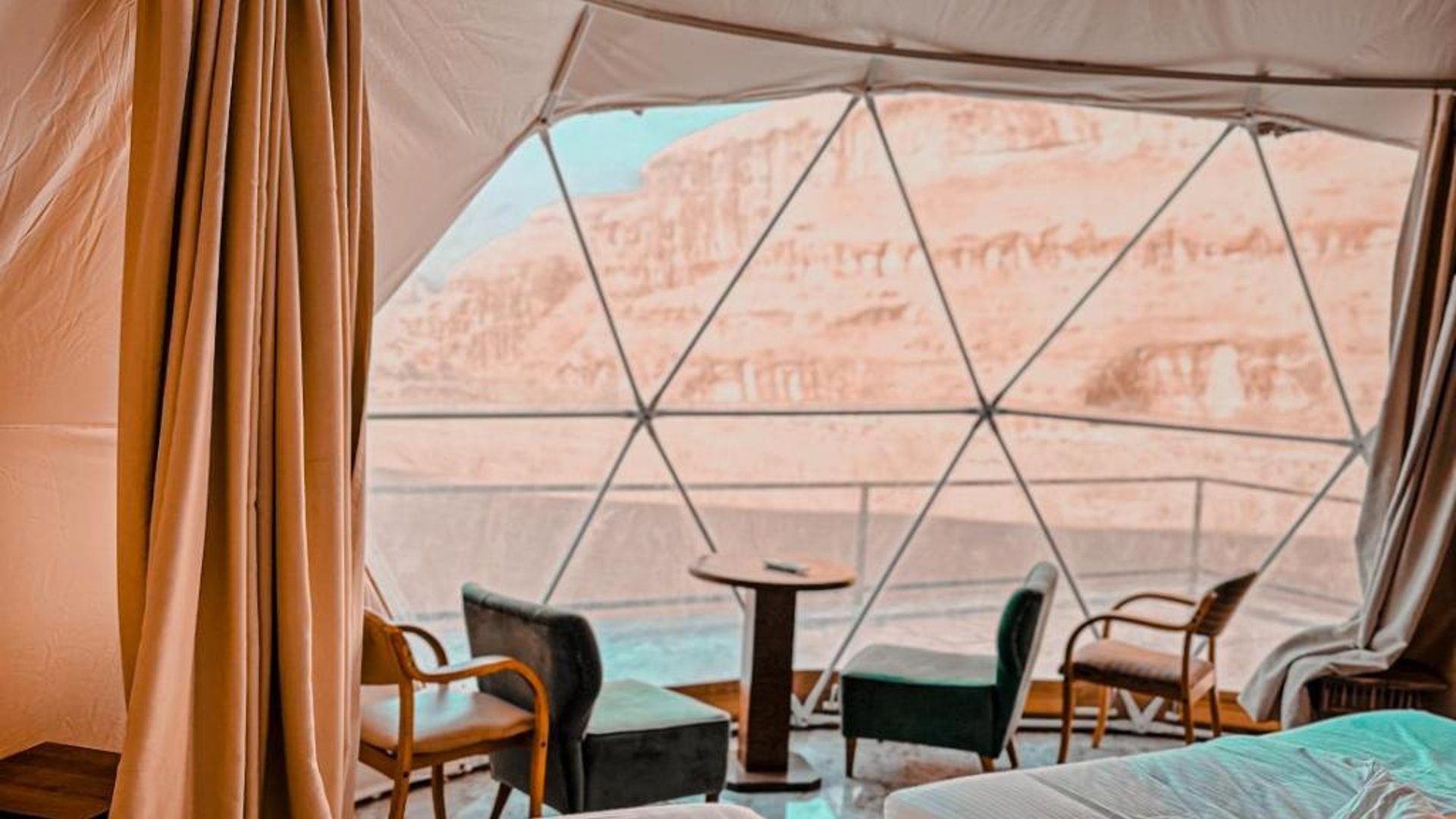 rum fun luxury camp in in Wadi Rum, Jordan