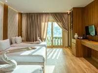 Hotel thumbnail 2
