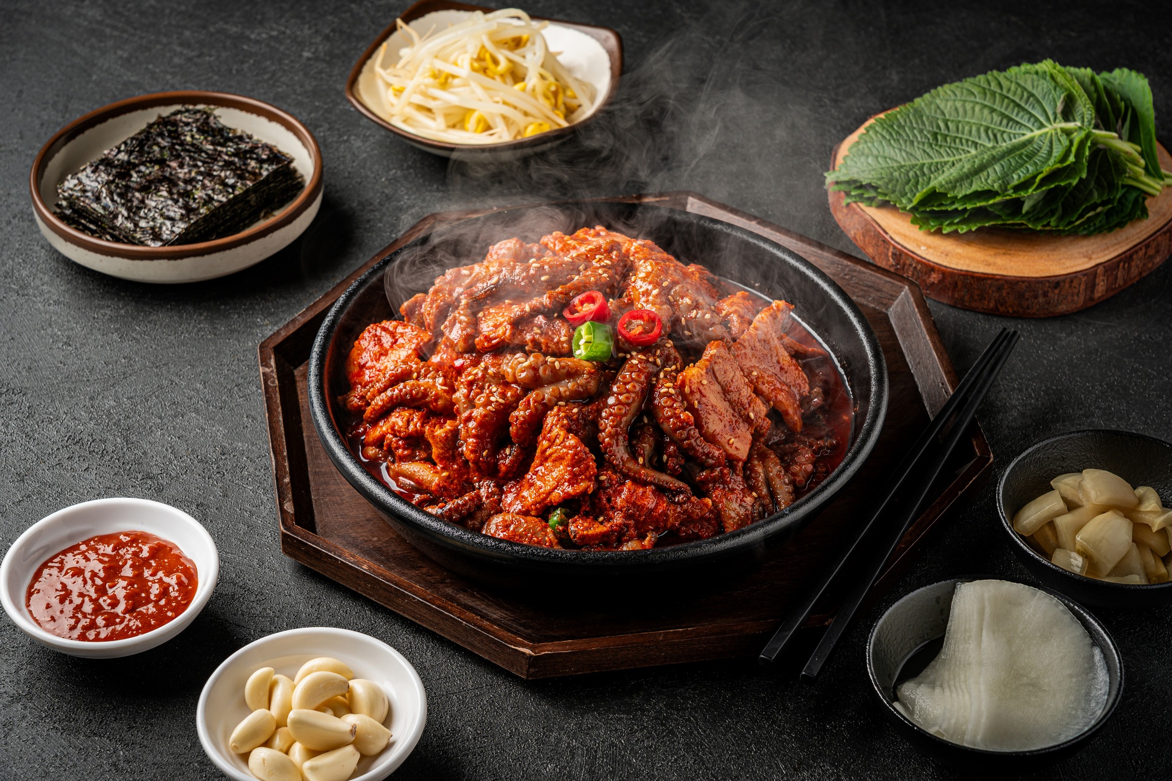 다산 쭈꾸미 - 양감과 퀄리티가 드러나는 연출