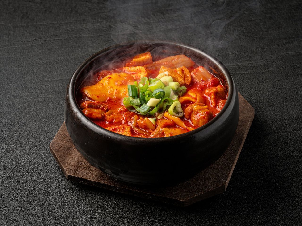 마장동김씨 메뉴 촬영 - 뚝배기 찌개, 김이 오르는 컷