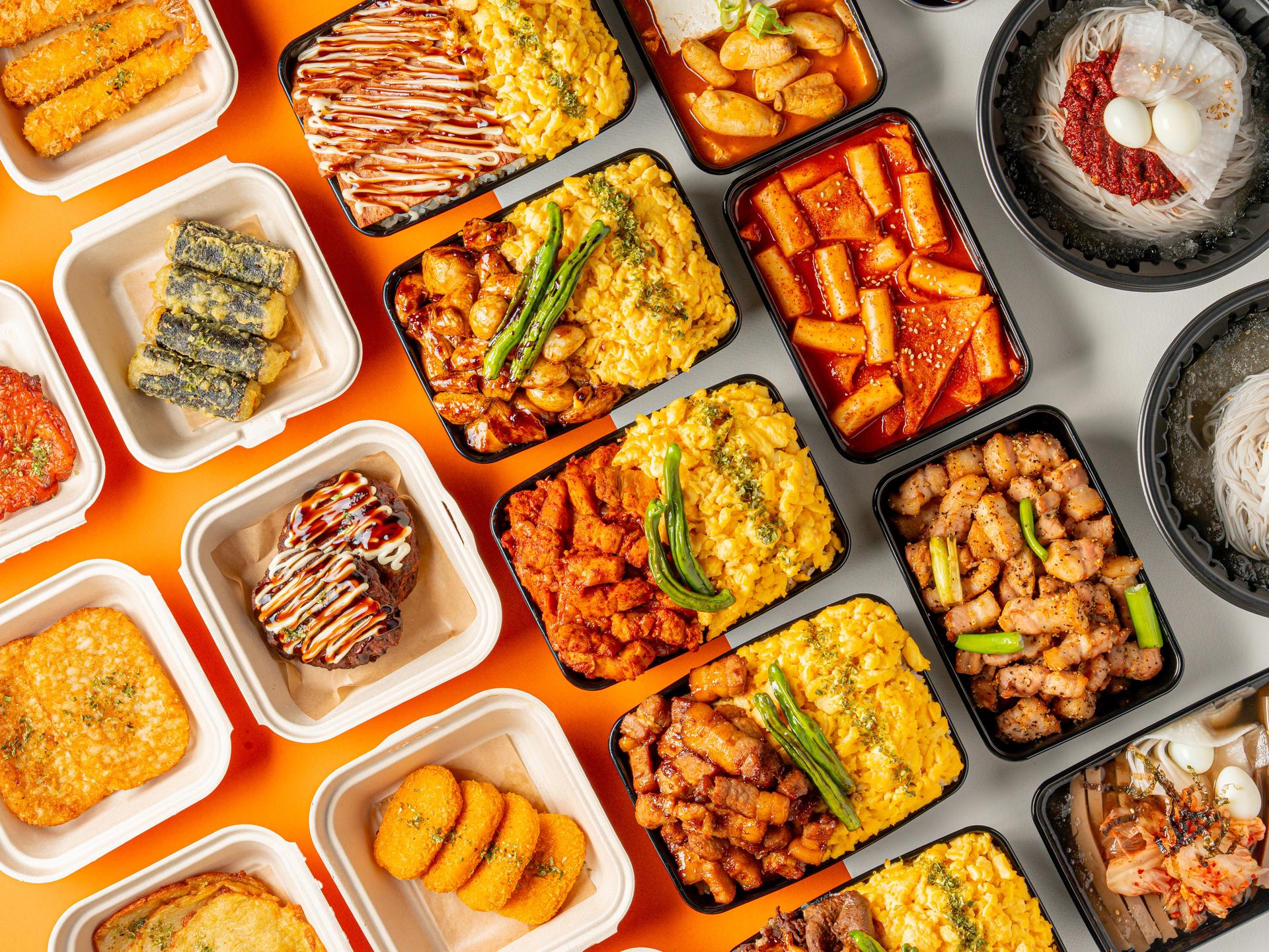 욕심쟁이 고기덮밥 배달음식사진 - 탑뷰 컷 (한상 차림 컷)