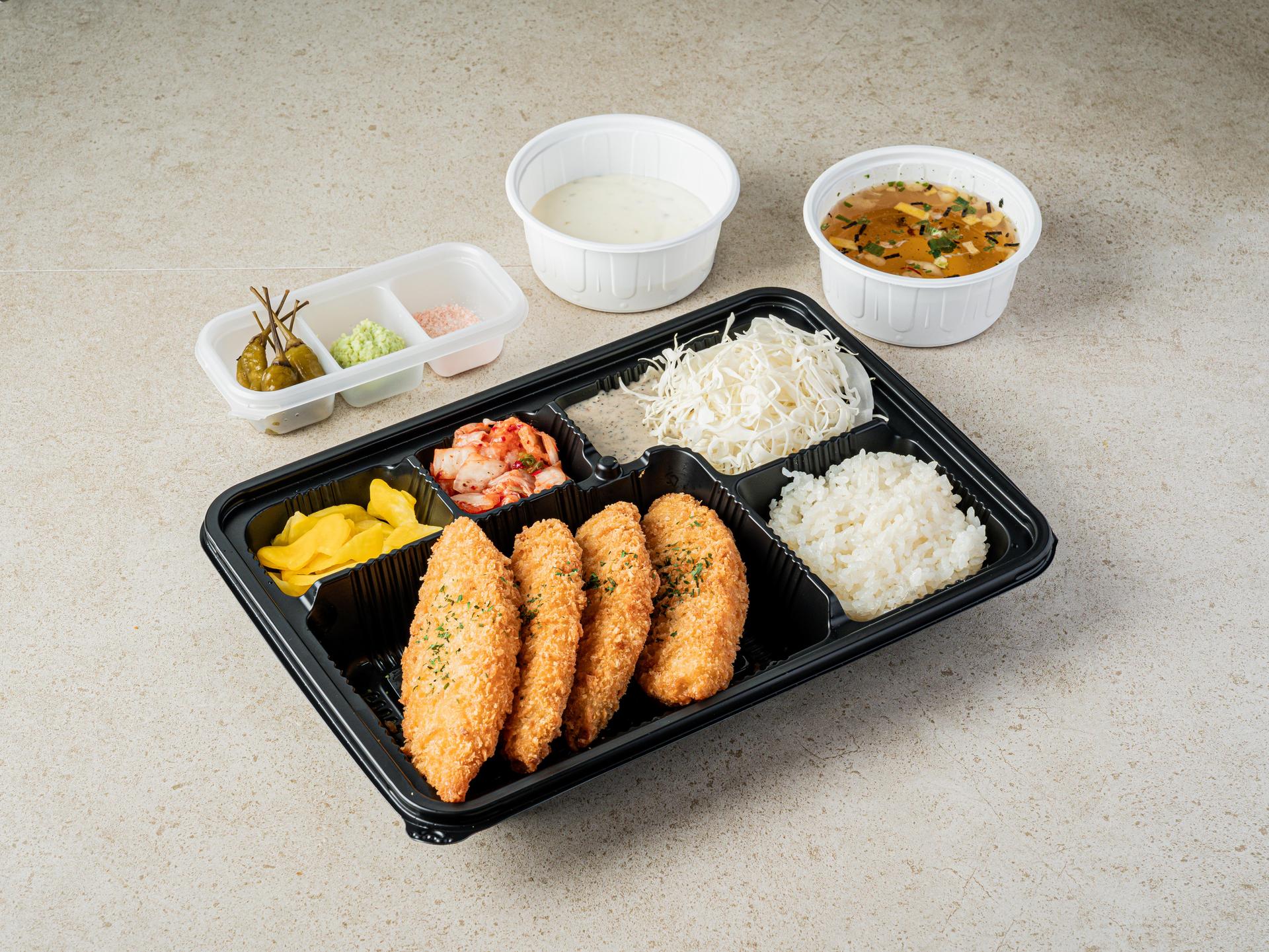 마루카츠 배달음식사진 - 포장 컷 (한상 차림 컷)
