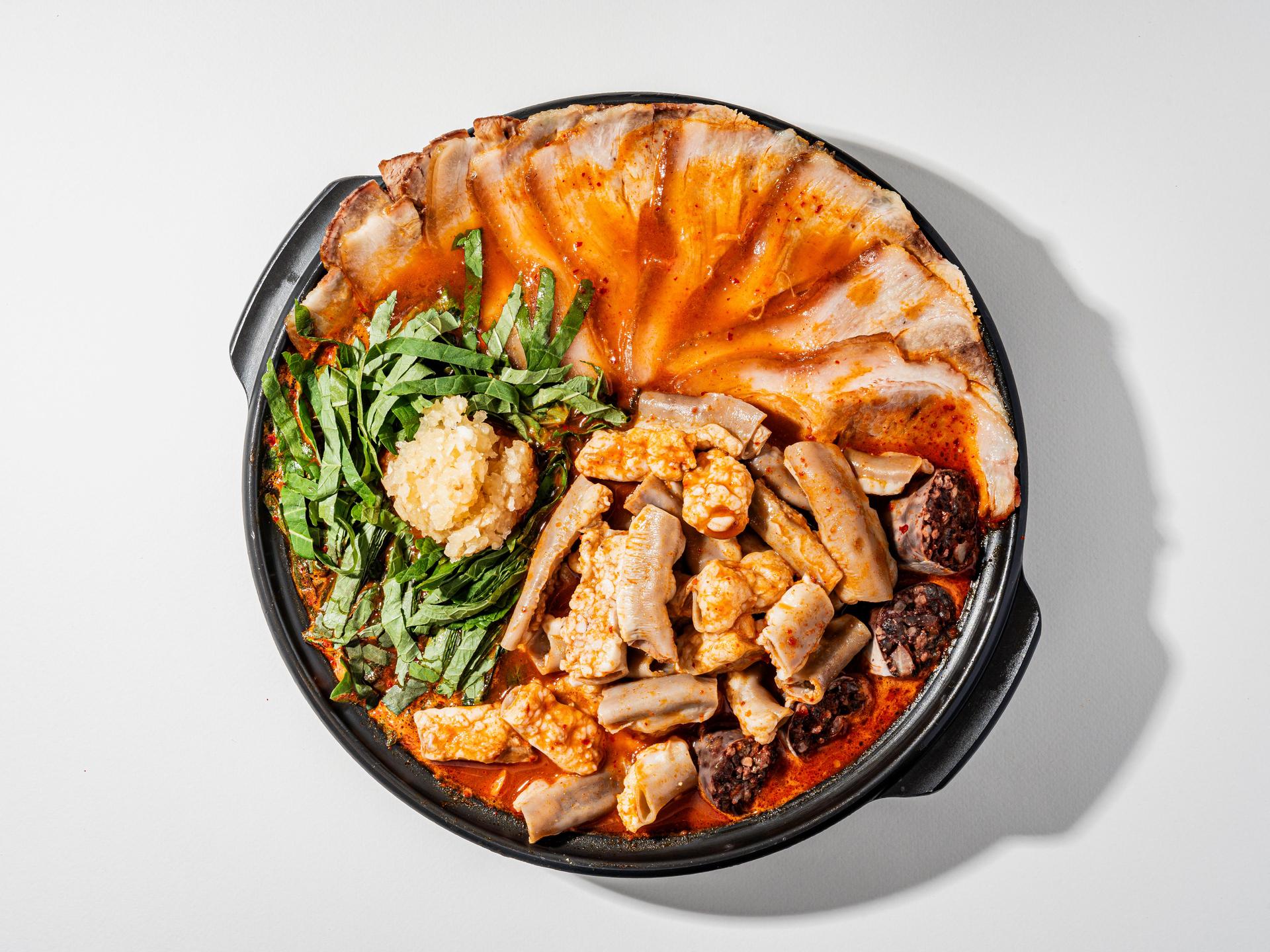 종로 고은정 메뉴사진 - 탑뷰 컷 (메인 디시 컷)