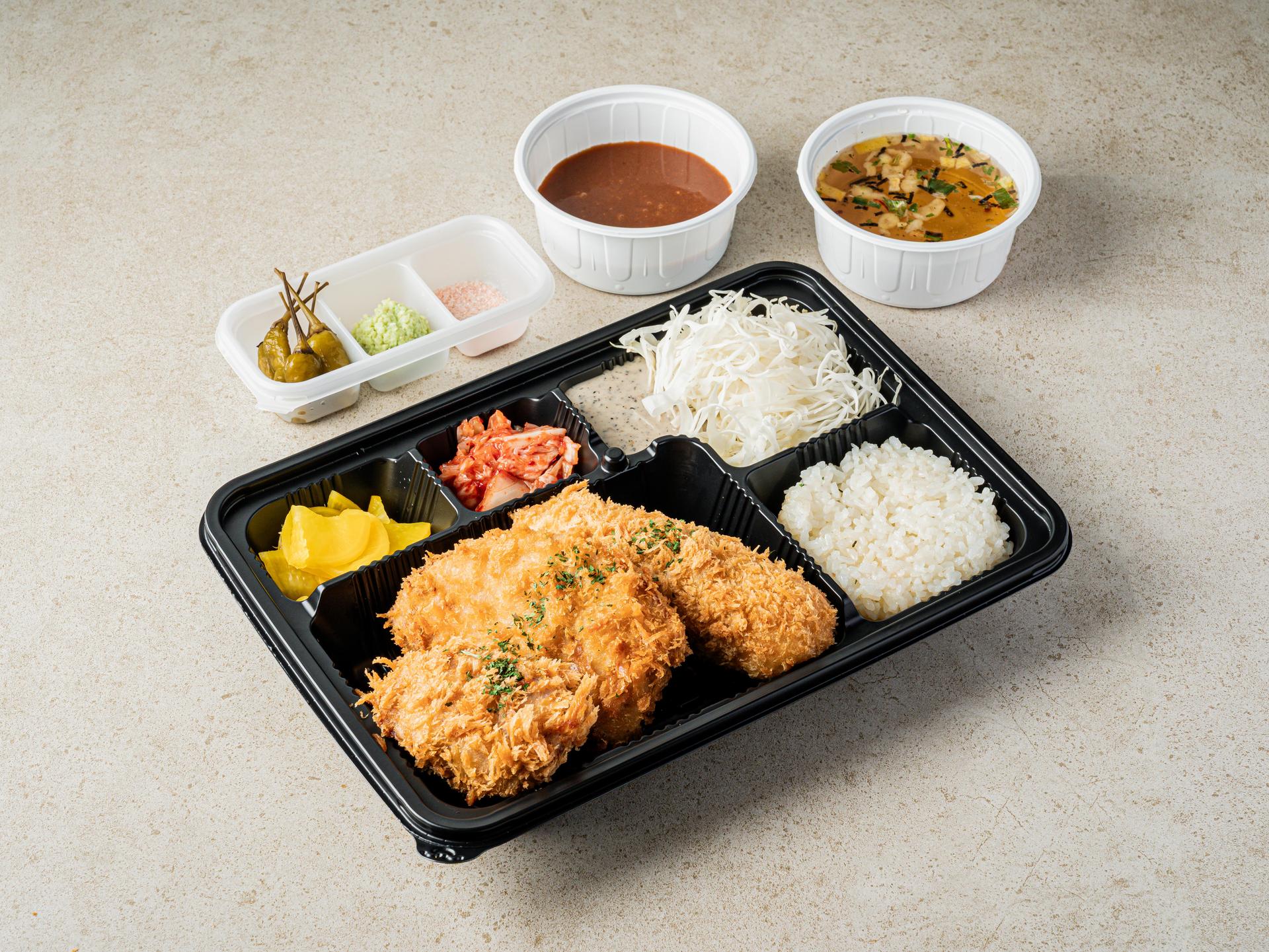 마루카츠 배달음식사진 - 탑뷰 컷
