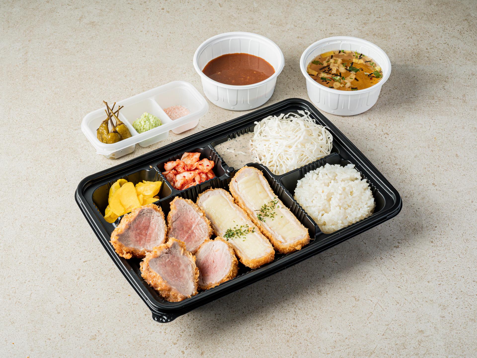마루카츠 배달음식사진 - 포장 컷