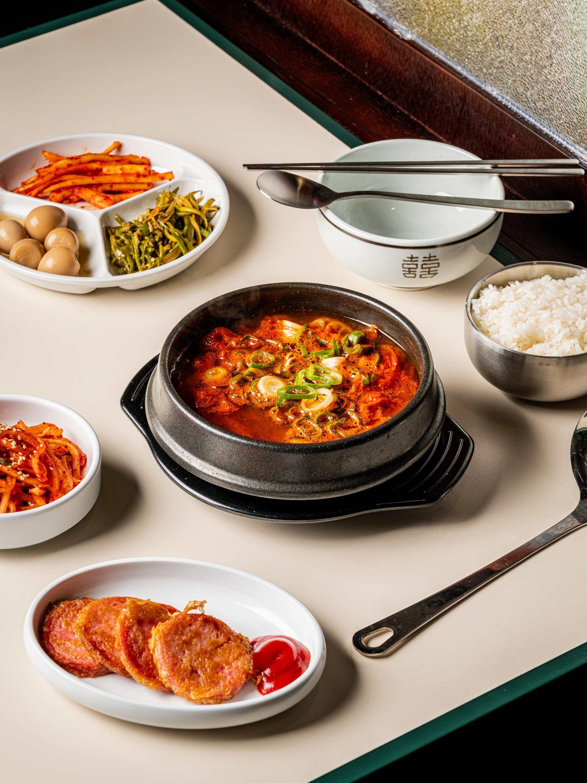 지대로 맛돼지 두루치기 한상 탑뷰 메뉴촬영 - 소몽스튜디오