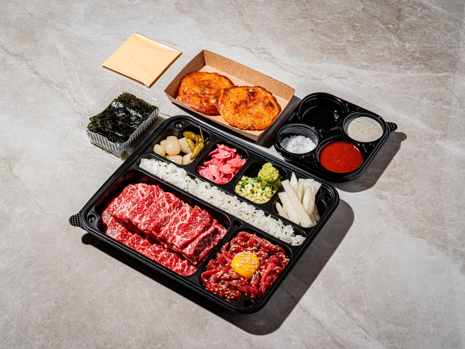 흰고래연어육회 배달음식사진 - 안산