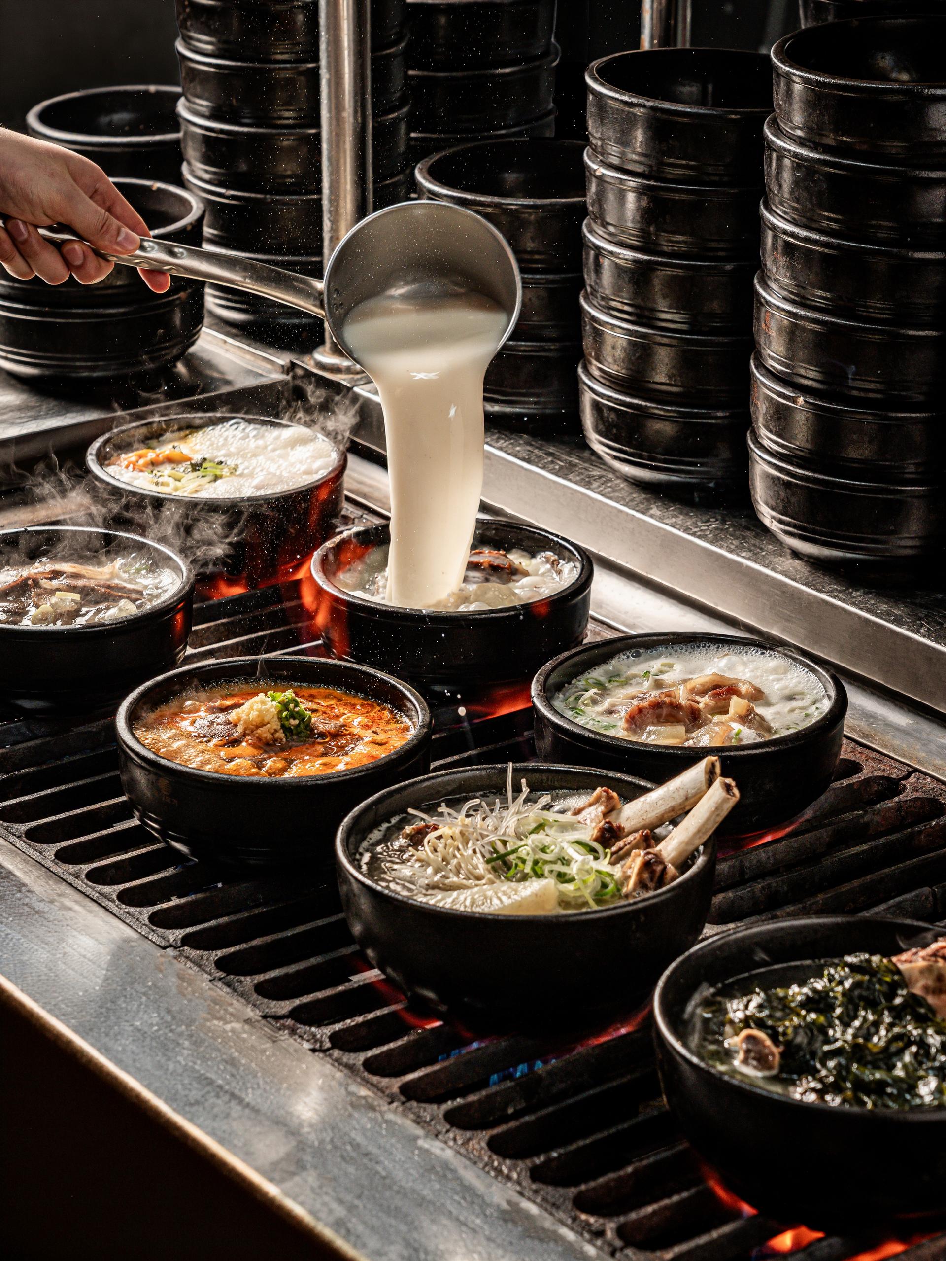 석정옥 음식점 포스터 사진 - 탑뷰 컷