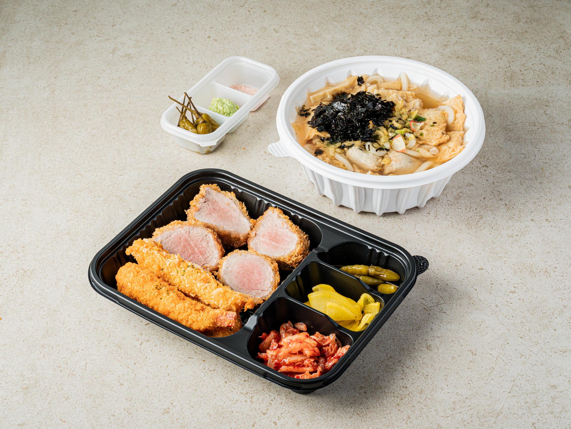마루카츠 배달음식사진 - 한상 차림 컷