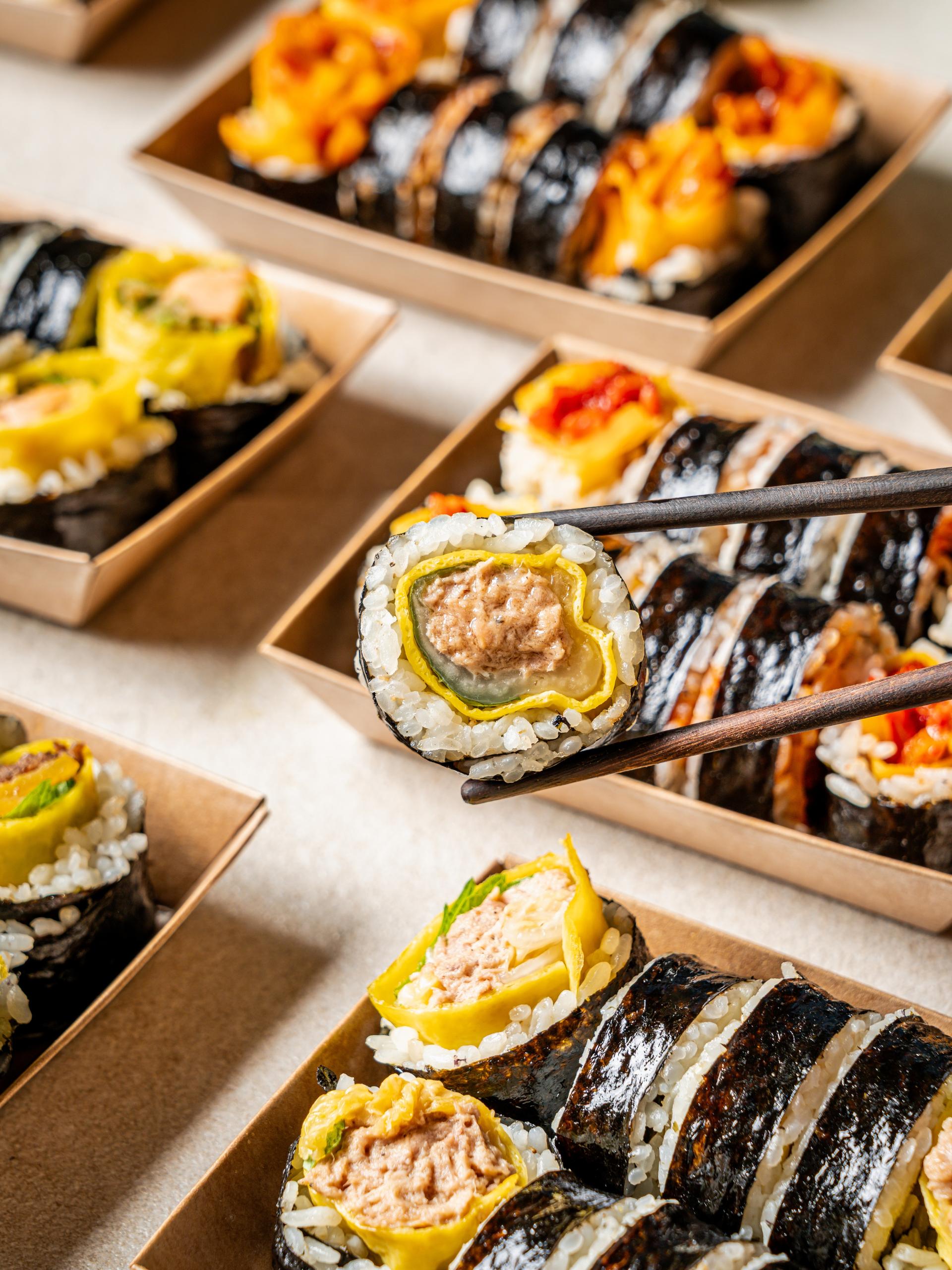 롤치니 김밥 포스터 사진 포스터촬영 7 - 소몽스튜디오