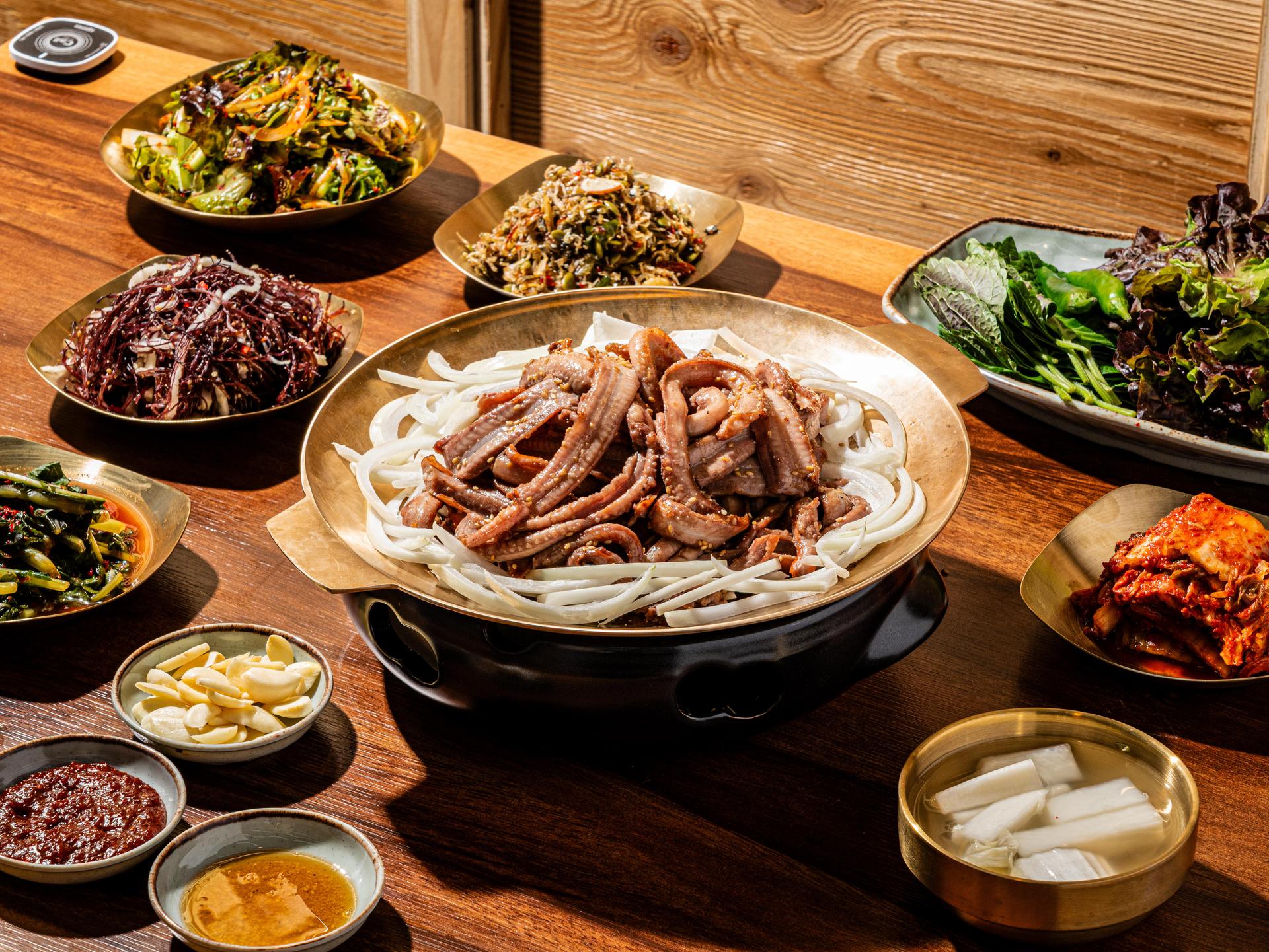 엉터리네숯불돼지갈비 메뉴사진 - 탑뷰 컷