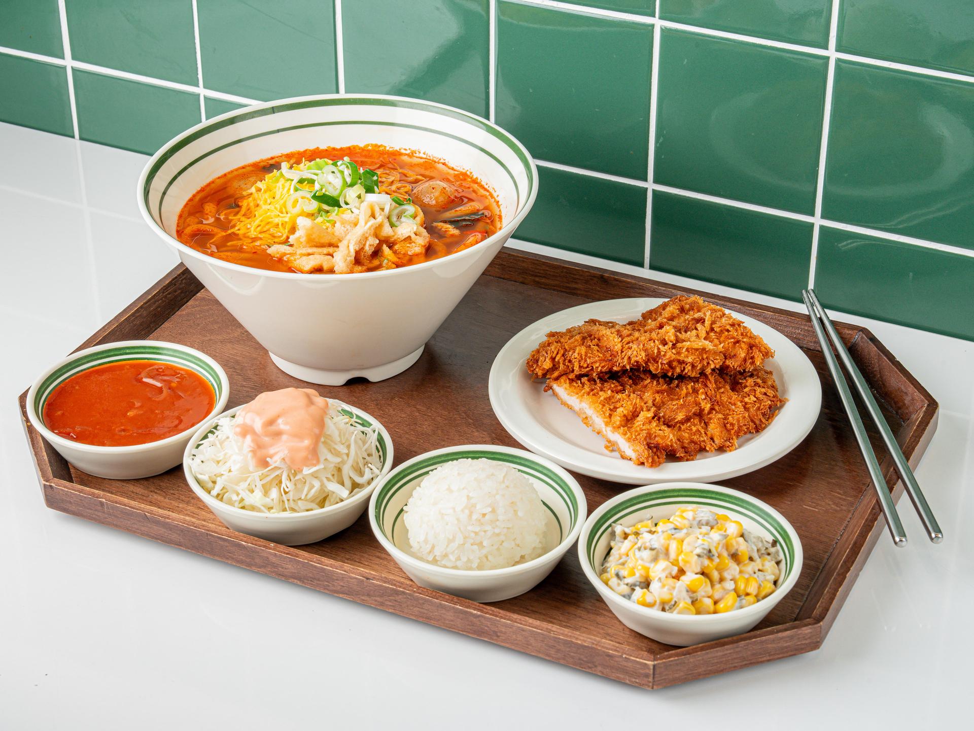뜨돈 메뉴사진 - 디테일 컷 (메인 디시 컷)