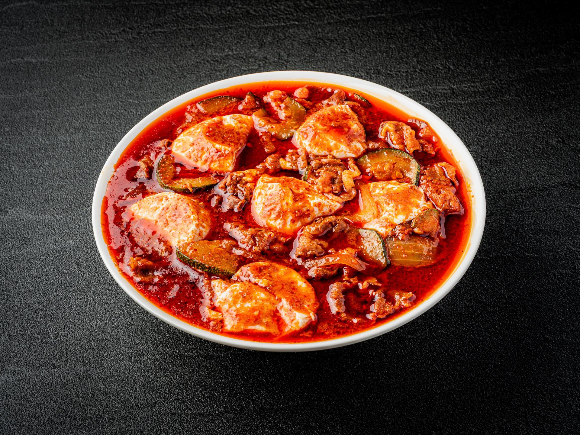 수원 제육 배민 사진촬영, 검은 슬레이트 한상차림컷