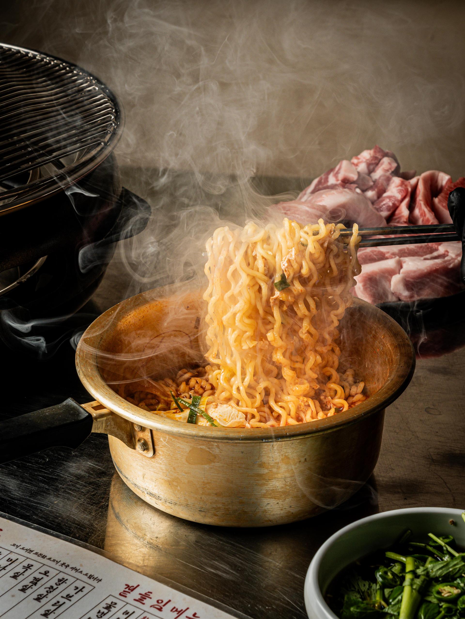 용산 고기집 포스터 촬영, 불맛 라이브