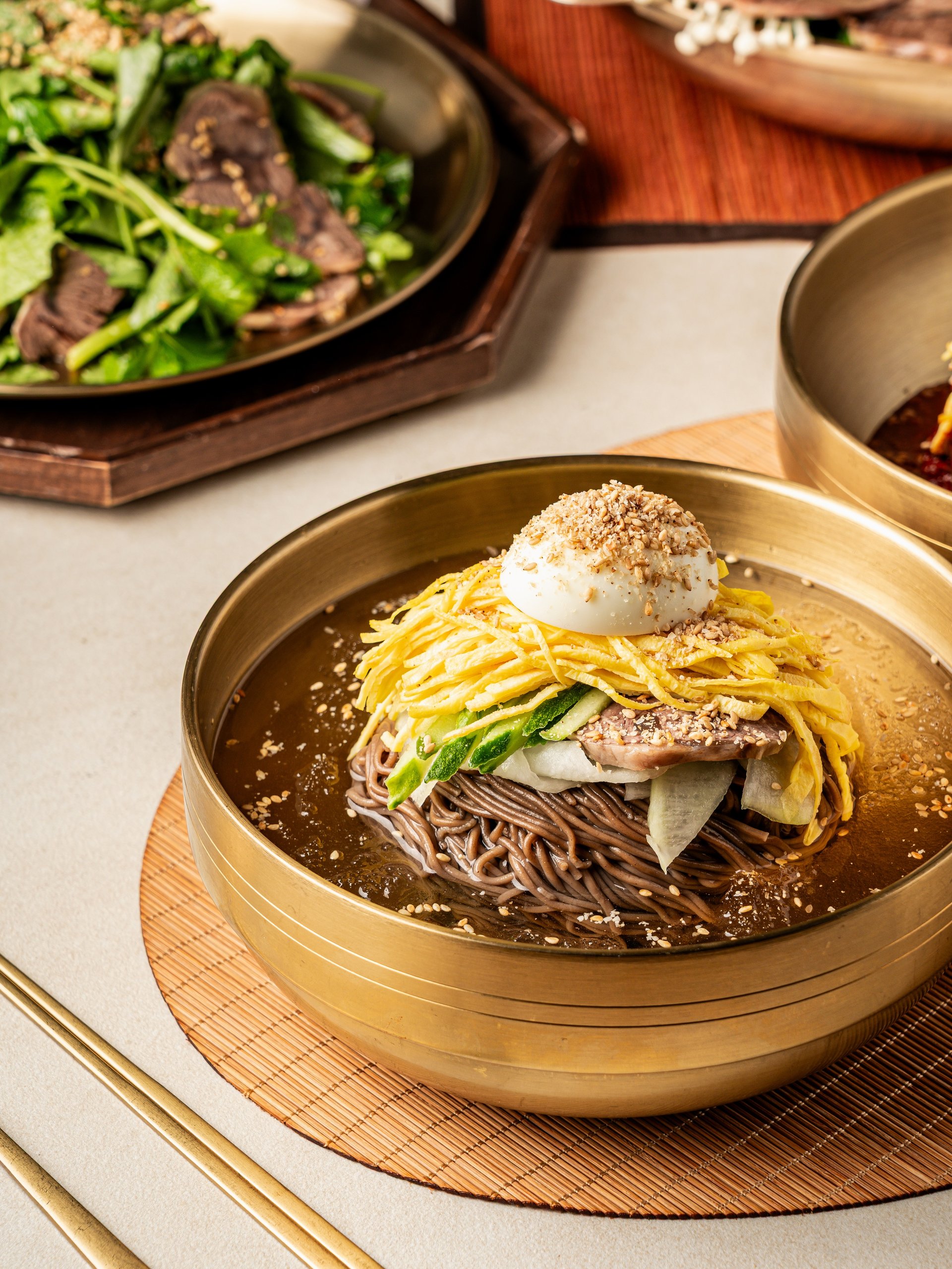 대전 면옥 냉면 음식사진촬영 사례 — 유성 수통골 대전면옥 | 오픈 전 한번에 끝내기 관련 촬영 사례 6