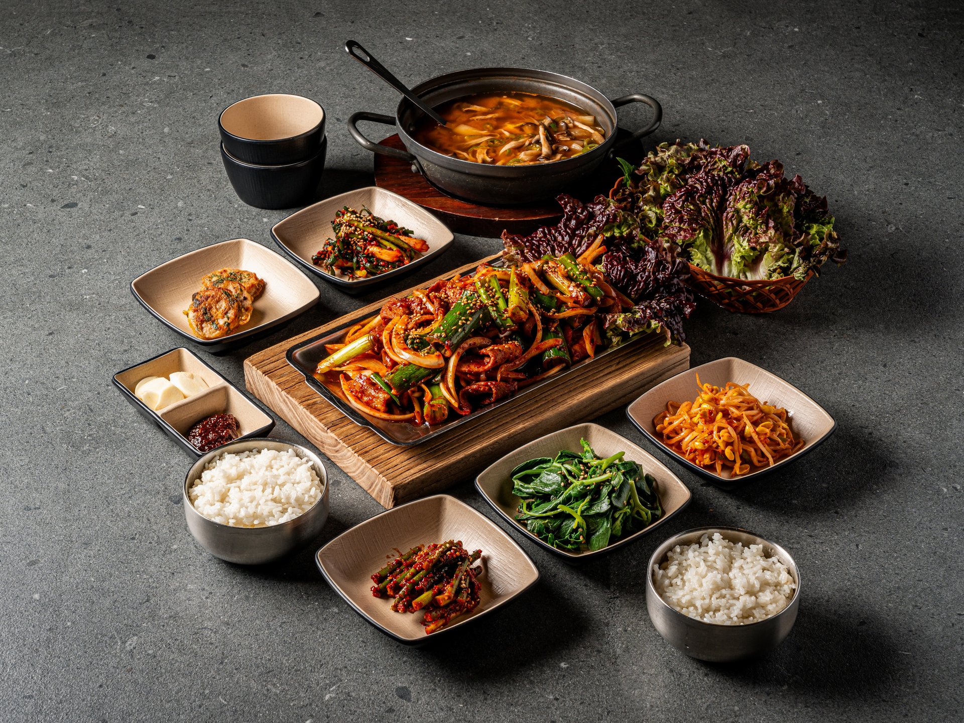춘천 한지붕 닭갈비 음식사진촬영 사례 | 4시간에 치즈 닭갈비·숯불 직화 포스터·배너 촬영 관련 촬영 사례 4