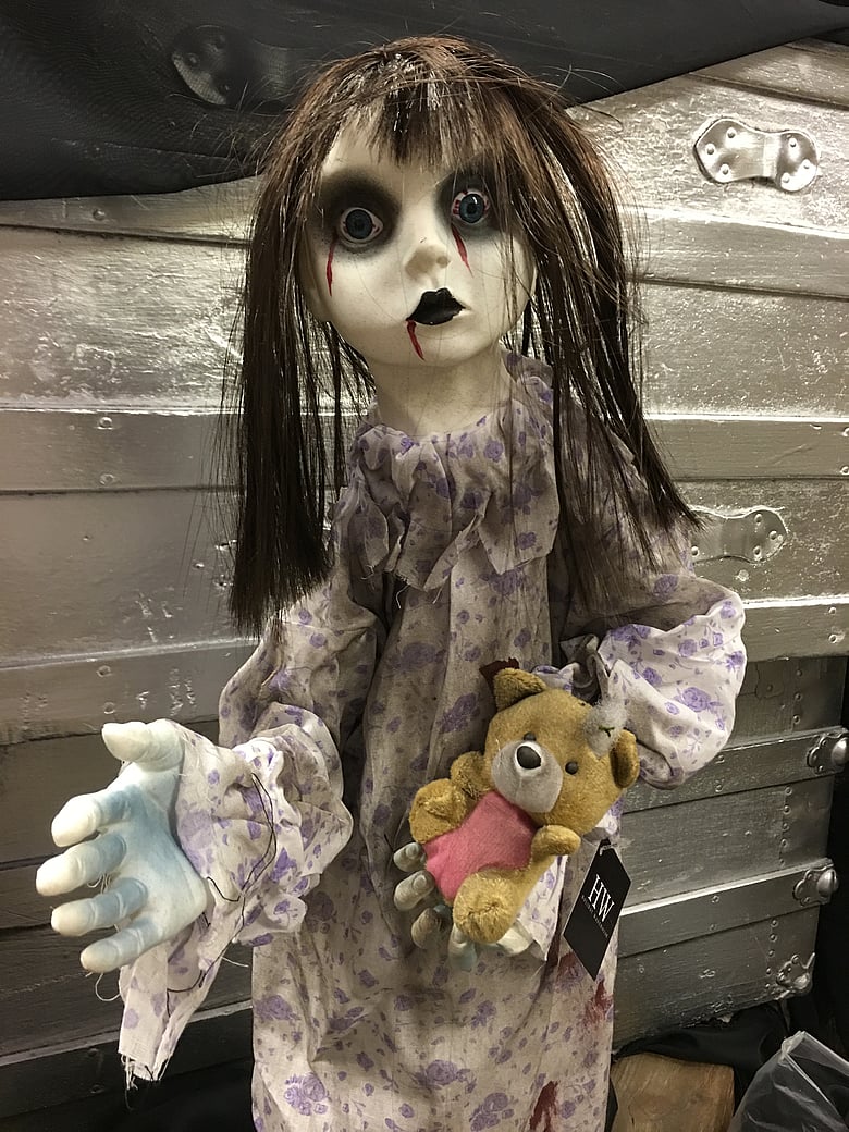 Undead Girl