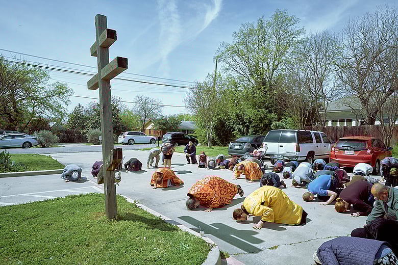 Veneration of the Cross 22