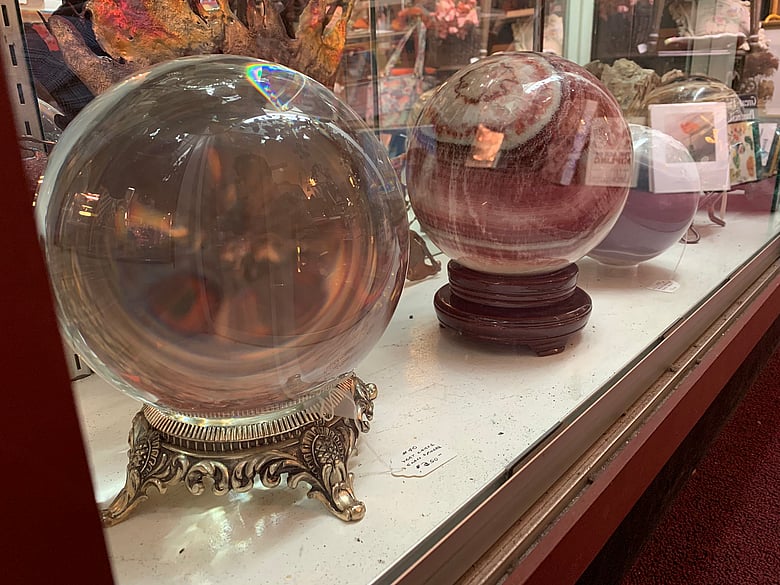 Crystal Ball 02
