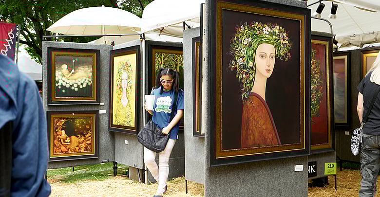 The Booth of Alla Tsank