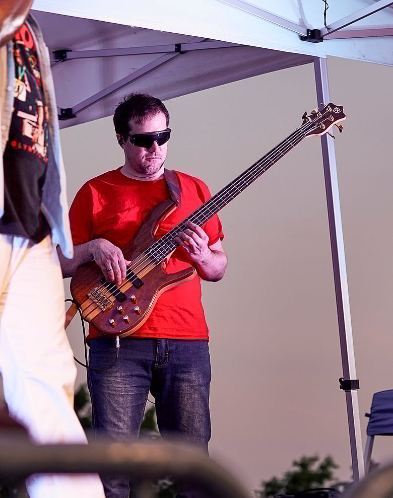 Guitar Guy Shredding