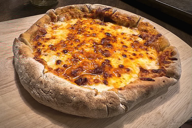 cheese pizza
