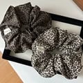 Oversized Leopard Print Scrunchie - Trendy Hair Accessory for Women and Girls, Elastic Hair Tie with Retro Charm, Durable Fabric for All-Day Comfort, Versatile Hair Rope for Ponytails and Buns, Perfect Gift for Fashion Enthusiasts