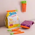 Carrot Shaped Bag Clips Set of 5 - Portable and Lightweight Sealing Clamps for Food Storage - Durable Plastic Clips for Snack Bags, Chip Bags - Easy to Use Spring Loaded Design - Keep Food Fresh and Organized On the Go