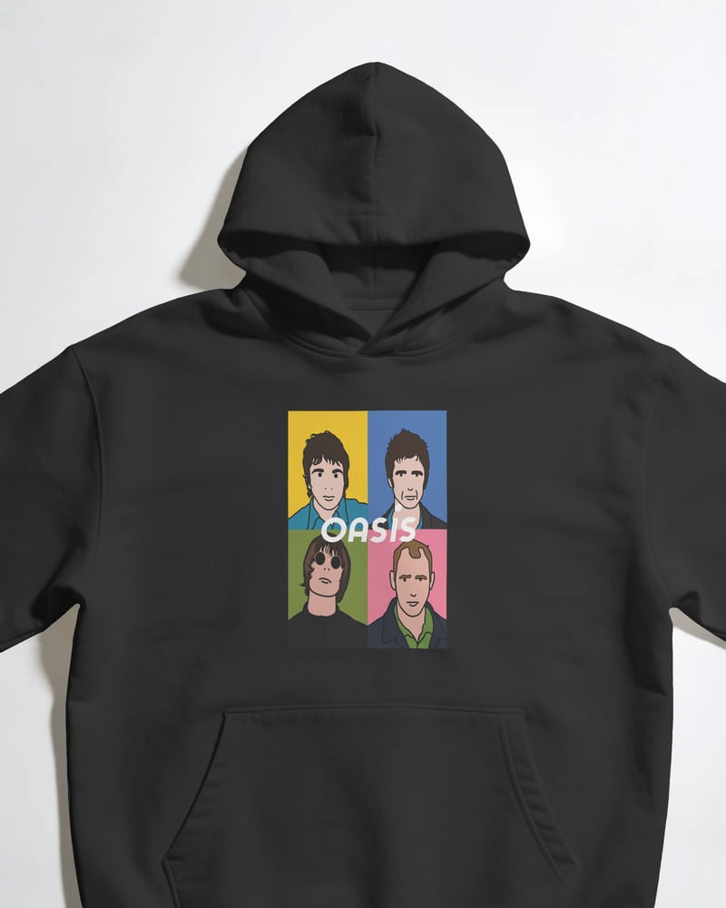 Siyah oversize kapüşonlu sweatshirt üzerinde Oasis Four Colors baskısı, pop art tarzı, fotoğraf 1/3