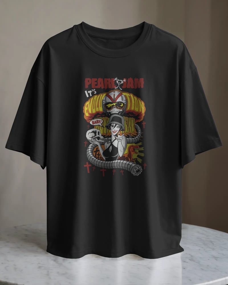 Siyah regular tişört üzerinde Pearl Jam baskısı, grunge tarzı, fotoğraf 1/3