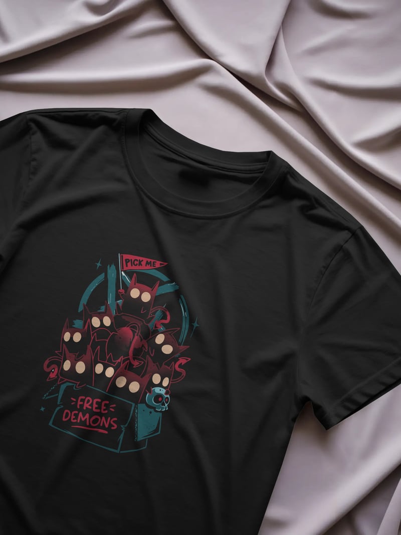 Free Demons Siyah Unisex Tişört