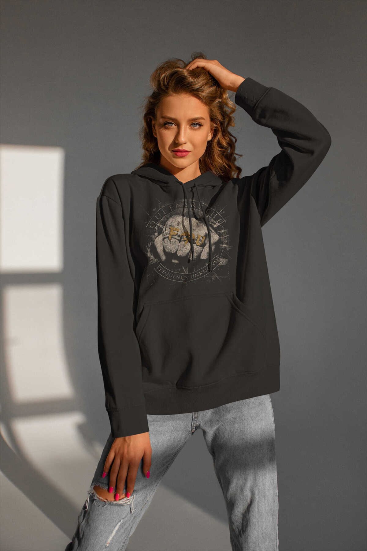Queensryche Yumruk Kapüşonlu Sweatshirt