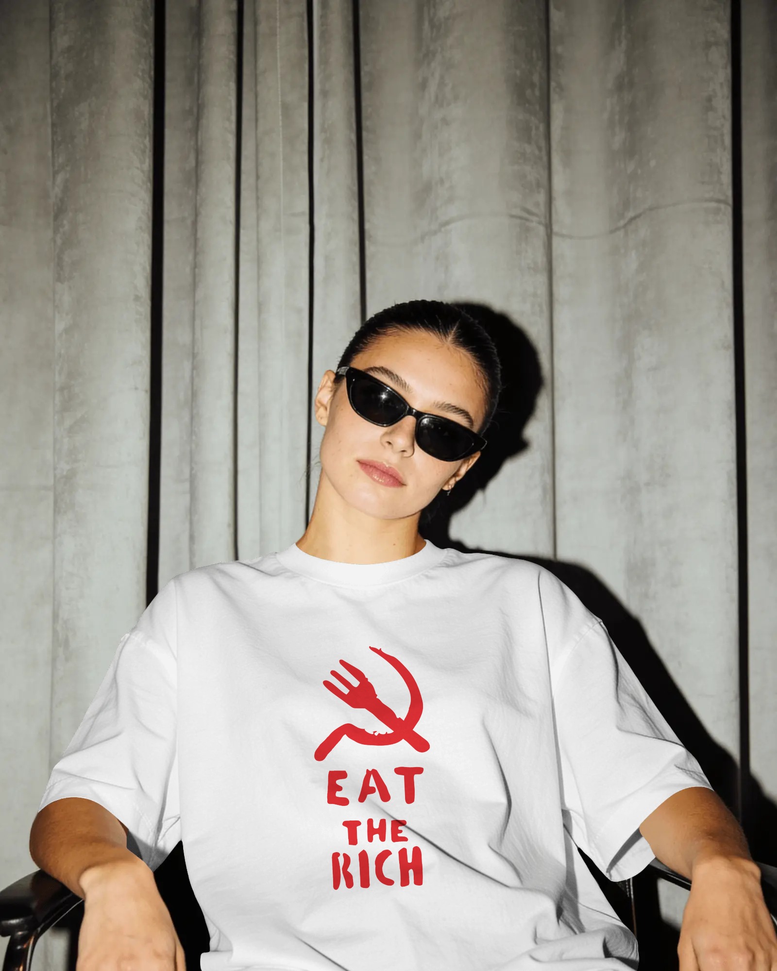 Eat the Rich Unisex Beyaz Tişört