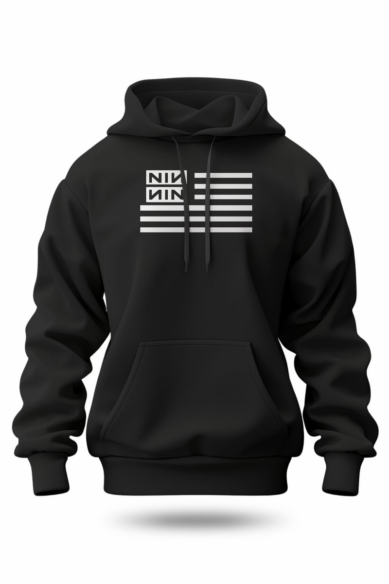 Siyah oversize kapüşonlu sweatshirt üzerinde Nine inch Nails baskısı, fotoğraf 1/2