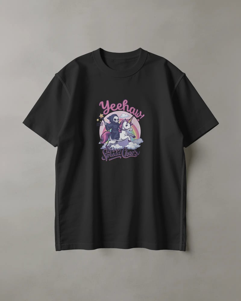 Siyah regular tişört üzerinde Special Chaos baskısı, pastel tarzı, kafatası figürlü, fotoğraf 1/3