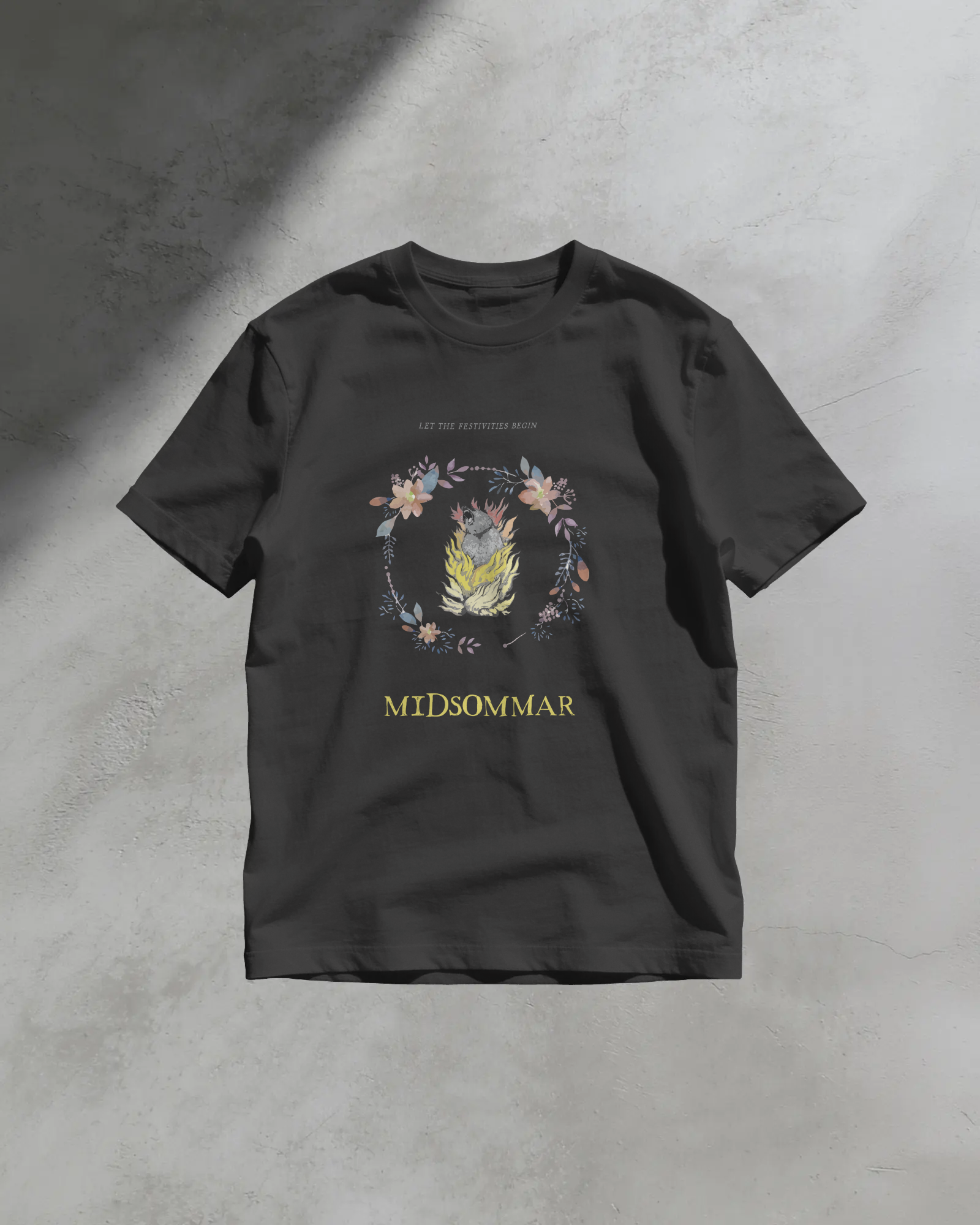 Midsommar Siyah Tişört